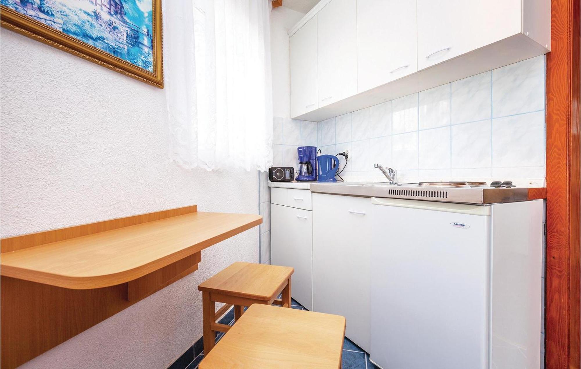 Stunning Apartment In Crikvenica With Wifi Экстерьер фото