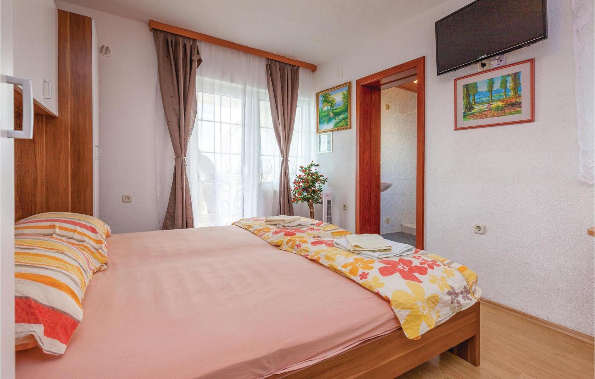Stunning Apartment In Crikvenica With Wifi Экстерьер фото