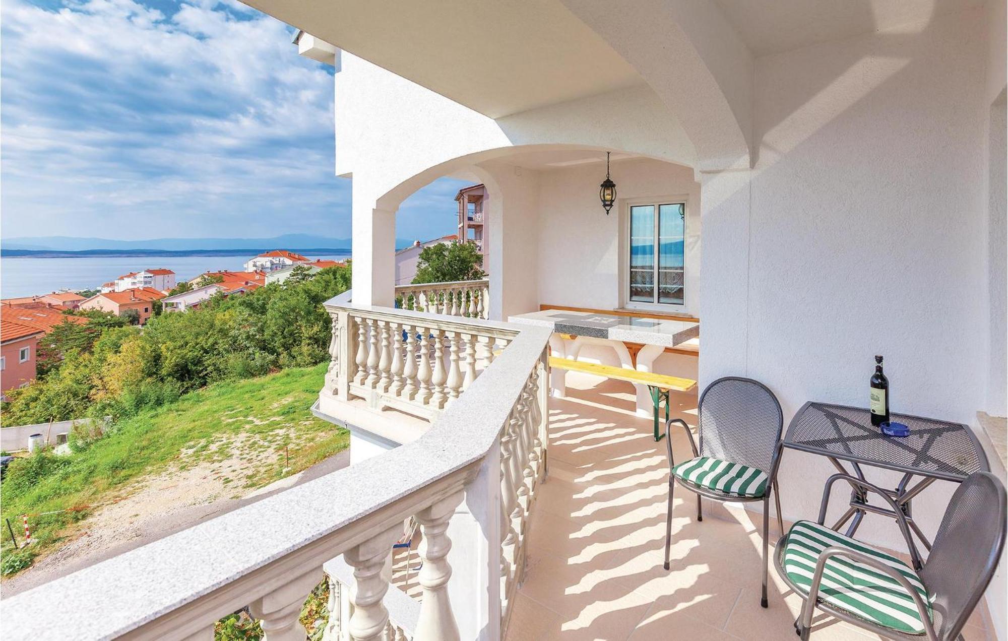 Stunning Apartment In Crikvenica With Wifi Экстерьер фото